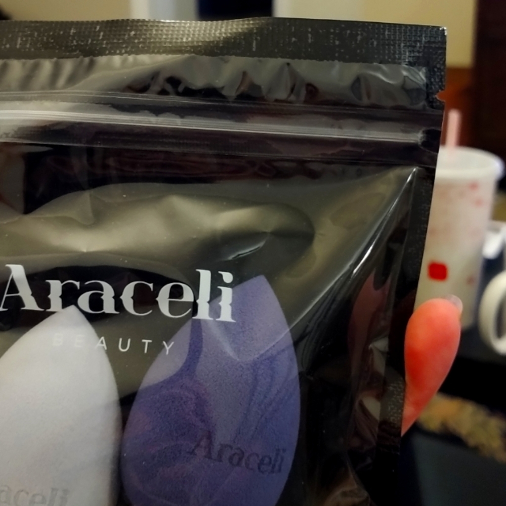 Makeup blenders